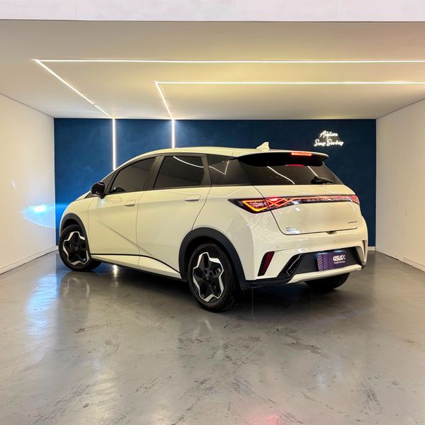 BYD Dolphin EV (Elétrico) - Branco - 2025 2025 - Foto 4
