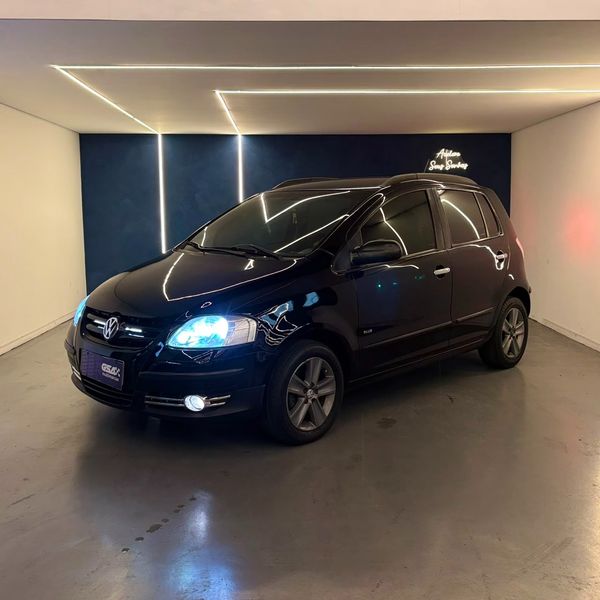 VolksWagen Fox Plus 1.6Mi/ 1.6Mi Total Flex 8V 4p - Preto - 2008 2008 - Foto 3
