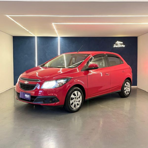 Chevrolet ONIX HATCH LT 1.4 8V FlexPower 5p Mec. - Vermelho - 2014 2014 - Foto 3
